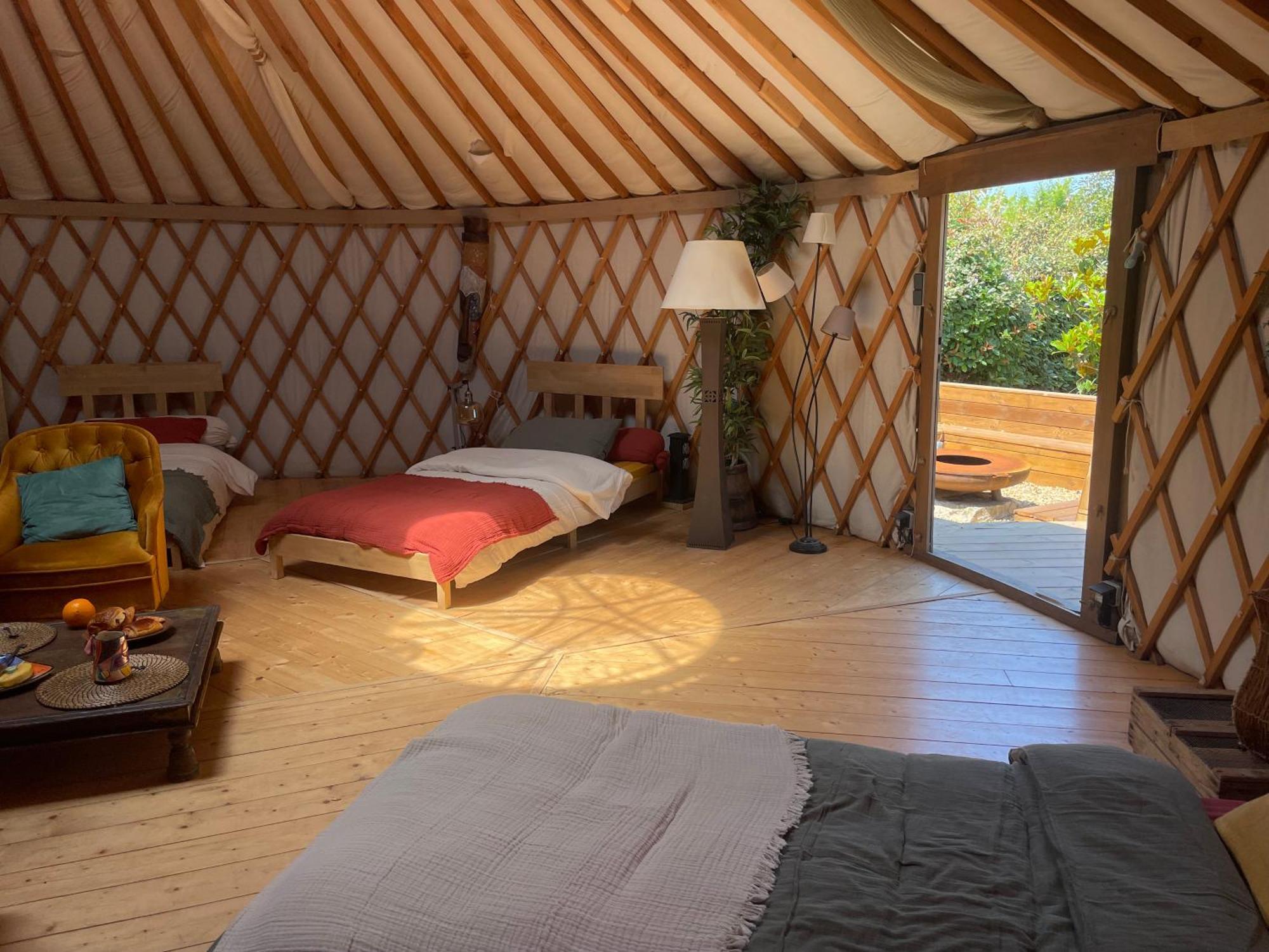 Yourte Jardin Tropicale Piscine - Quatre Murs Et Un Toit Glamping Hyères