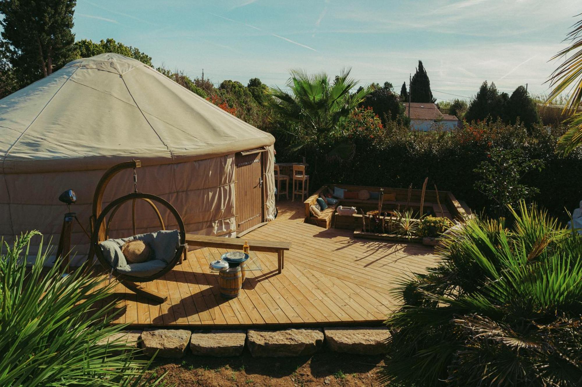 Yourte Jardin Tropicale Piscine - Quatre Murs Et Un Toit * Hyères